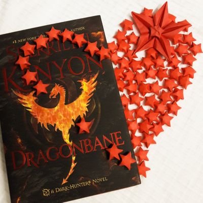 Nomadic_Worlds's profile picture. Bookworm. Bookblogger Bookstagram: https://t.co/Dzal7j7q2Q