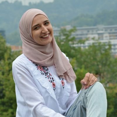 onaputuje's profile picture. 