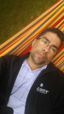 bizizzy12's profile picture. Educator. Foodie. Well rounded guy.