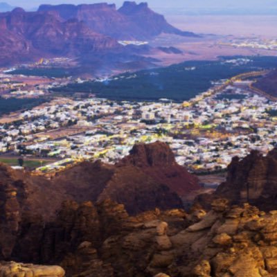 تعد محافظة العلا من محافظات المملكة العربية السعودية، وتقع في غرب الجزيرة العربية، حيث تتبع من ناحية إدارية للمدينة المنورة