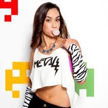 Hi I’m queensavage and I love AJ Lee she the best wwe wrestler