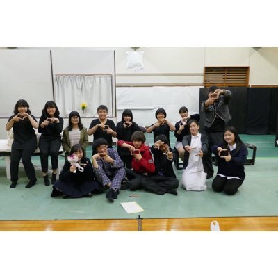 Umakko_gekibu's profile picture. 馬橋高校演劇部のアカウントです。 公演や行事予定をツイートします。稽古の進み具合などはサイトから→
