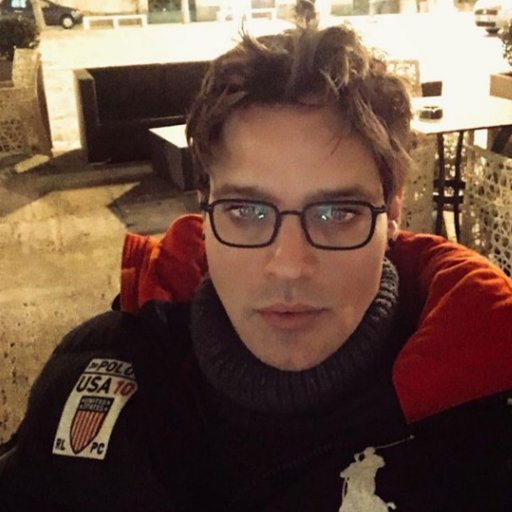 magnuscarlsen18's profile picture. I talk like a baby and I never pay for drinks.