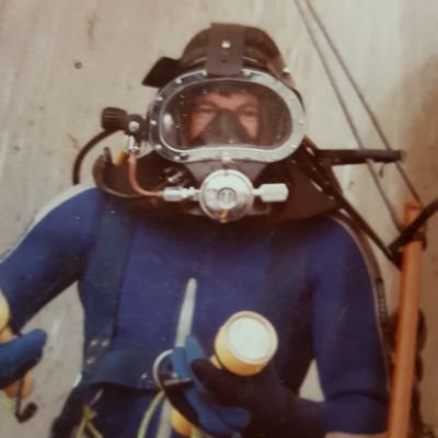 parkoplaster's profile picture. 