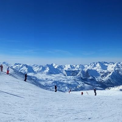 openpodbaydoor_'s profile picture. Summary: 🍻⚽⛷🎧 💻🎬 ❤ KB
#RejoinEU Part of 🌍 resistance against 🍊 & #GOPDeathCult

See me where the sky is blue 

'I do not stand by in the presence of evil'