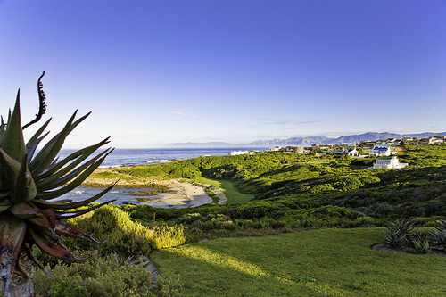 Crayfish Lodge is a 5* modern, true sea-front boutique guest house in De Kelders, Walker Bay. The perfect place to watch the whales right from your room/terrace