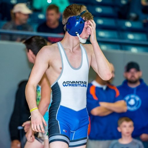 University of Michigan wrestler 〽️Finally a 4x District Qualifier.