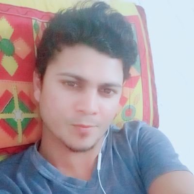 I'm Mahesh Ashtankar
by profession im an engineer.....
i would like to travel from country to country........