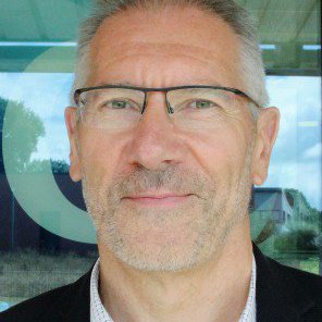 Directeur #poleemploi #saintlo #manche #recrutement #formation #emploistore #digital