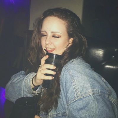 EmmWillett's profile picture. a stressed and depressed vagina breasticle ting