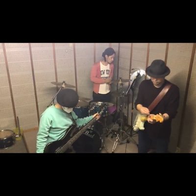 Scarecr49532669's profile picture. Scarecrow:石川県小松市で活動中 3ピースインストバンド Gt.いくお Ba.こうせい Dr.つじ