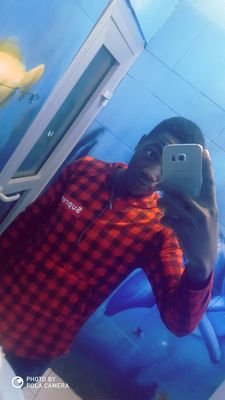 TincateY's profile picture. Ma personnalité