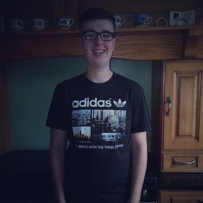 16, Irish 🇮🇪 , hip hop , rap ,
Rapper- LD Raps https://t.co/moxfxEtHDC
https://t.co/oDfP7XPY03
Founder of Cars NI