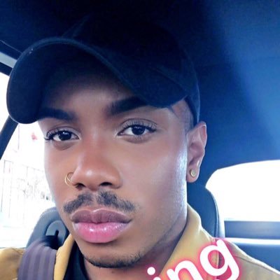 I'm uniquely indifferent, I love to stand out from the rest.💁🏽♂️