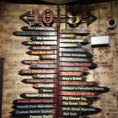 at_pearlwhite's profile picture. 