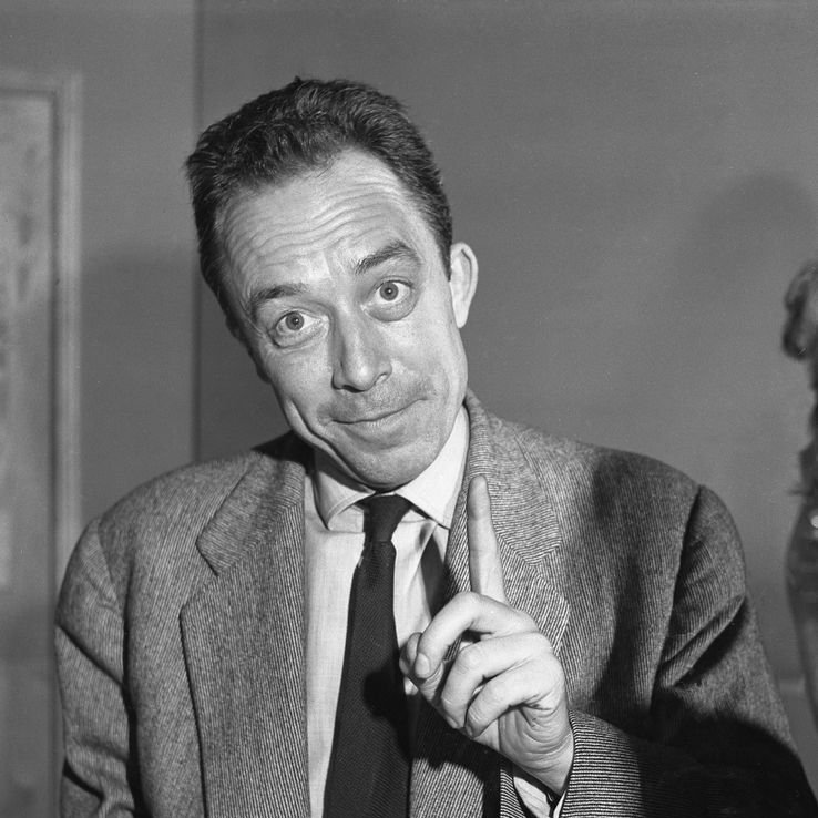 SophSoph59's profile picture. Passionnée d'histoire, de sciences et de nourriture. Je lis aussi un peu à mes heures perdues. Lille est une belle ville.