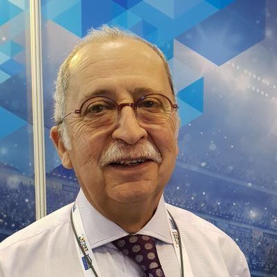 Sport: Escrime
Président de l'AFCAM, qui réunit les 246 000 arbitres du sport Français (tous les sports)