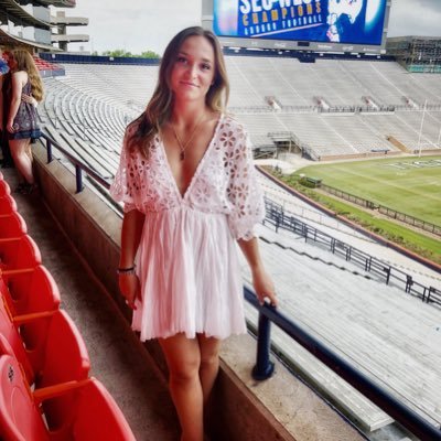 TroutmanTaylor's profile picture. Auburn Soccer #17 Weagle.