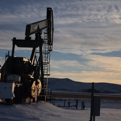 OilfieldBS's profile picture. Created this to twitter on behalf of the few on location that should be recognized for their outstanding display of hard work and Jackassary