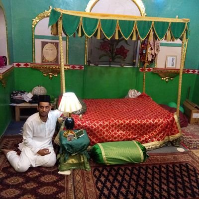 RashidH03457948's profile picture. Ham panjatani h