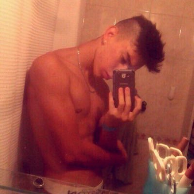 JoacoSetaa's profile picture. Aveces hay que perderse para encontrarse