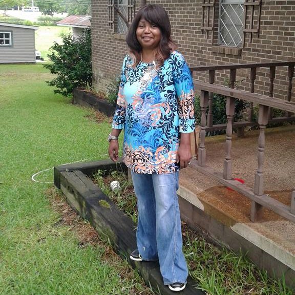 monroedebbie58's profile picture. 