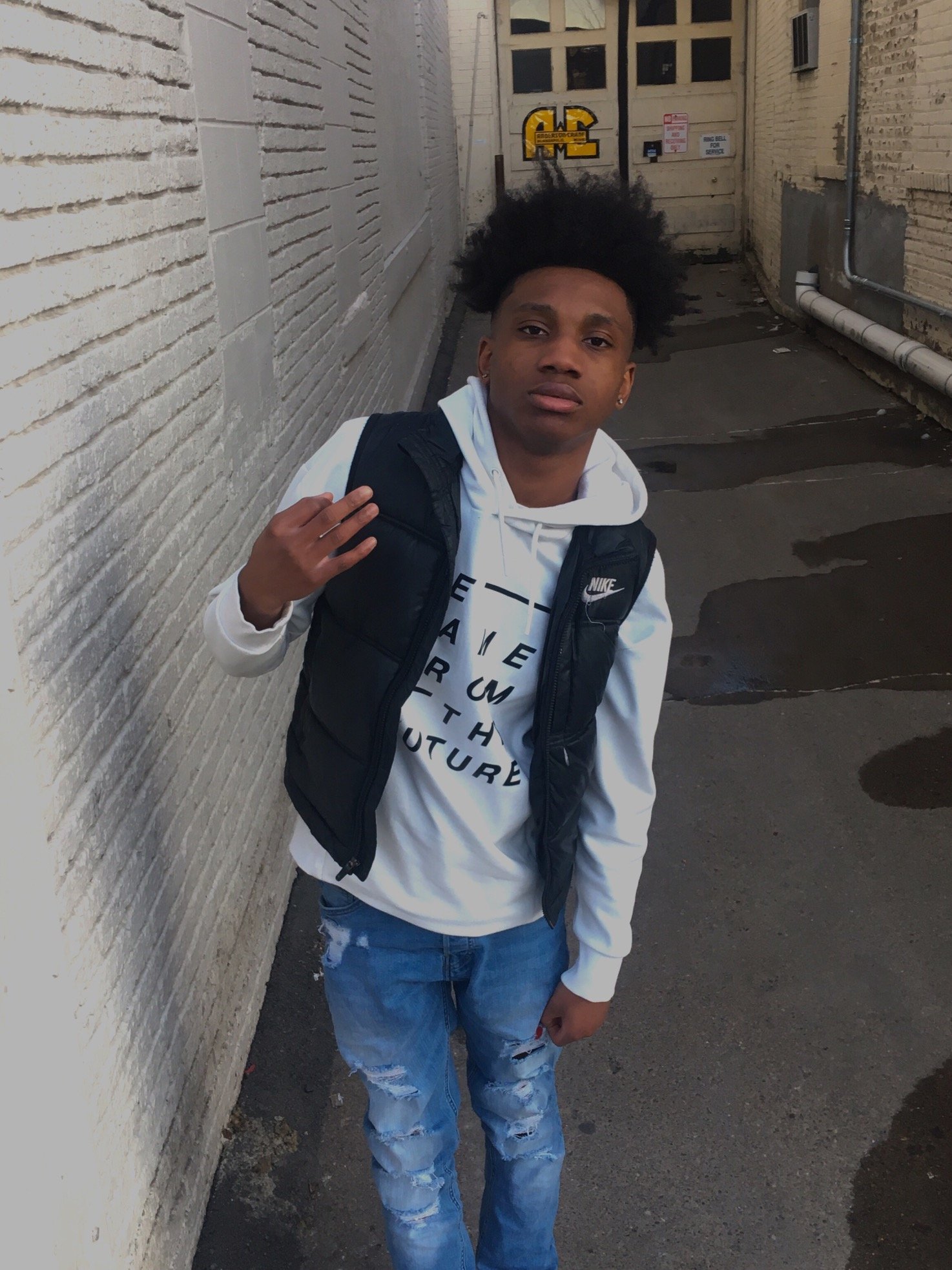 x2rambo's profile picture. | Sneaker Head | Rip:Pappy❤️ | Pour Up                  | Insta: x2rambo | Gt:Lowsale | #SOG | Snapchat:Osoknowledge |