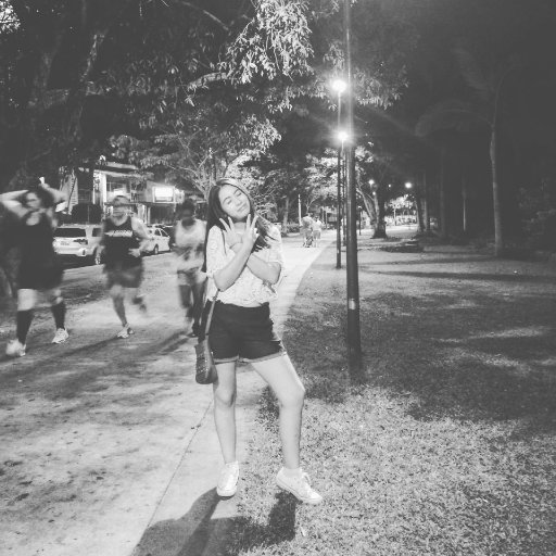 vikidiki13's profile picture. 