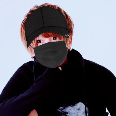 sino050219's profile picture. ／大阪／ホスト／dance／服／アニメ/ボカロ/RADWIMPS/散歩/ ふぉろしていってね/