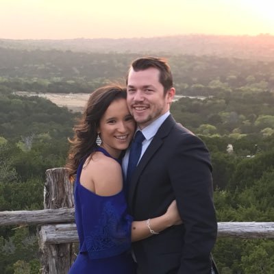 Elementary Teacher 👩🏻🏫❤️ lover of my hubbs, my son, and my pups!
