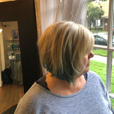 ll77mom's profile picture. 