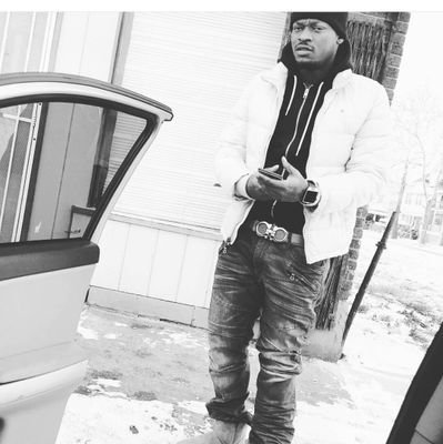 Mama said don't play in that dirt 🙄 but she never said don't get it out the mud