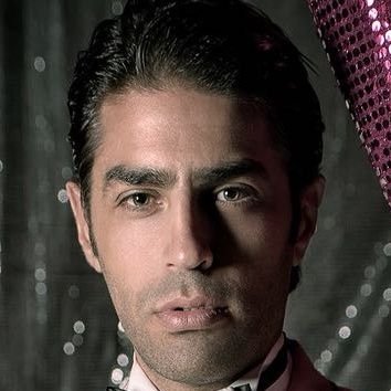 Periodista, actor, productor
CONTACTO: alejandrocupito@hotmail.com
INSTAGRAM: alecupito