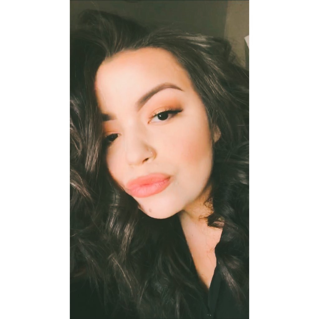 ashley_rojas96's profile picture. 