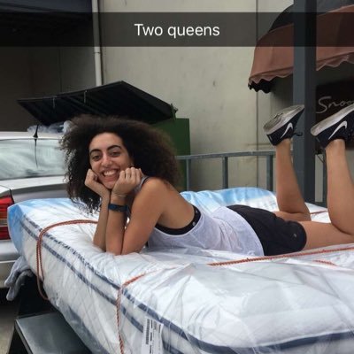 mollanaise's profile picture. 