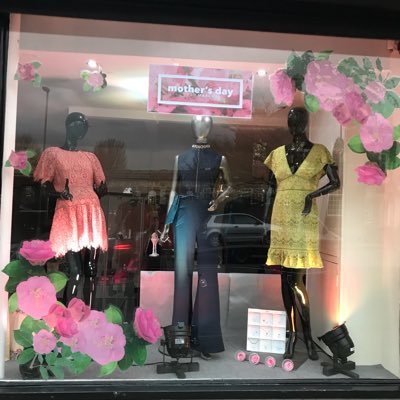 A fabulous ladies boutique with all your fashion needs! Stockists of Paper Dolls, Novo London, Diva Catwalk, Jovonna and many more xx