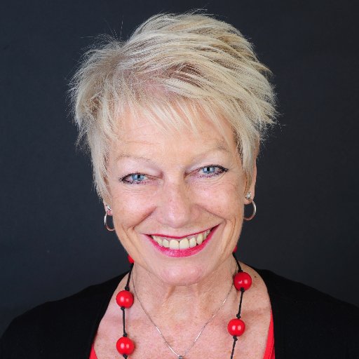 Author of #WhatKittyDidNext, out now with @RedDoorBooks. Born in London, now based in Sydney - loves both cities, sunshine, red shoes, #JaneAusten, gin...