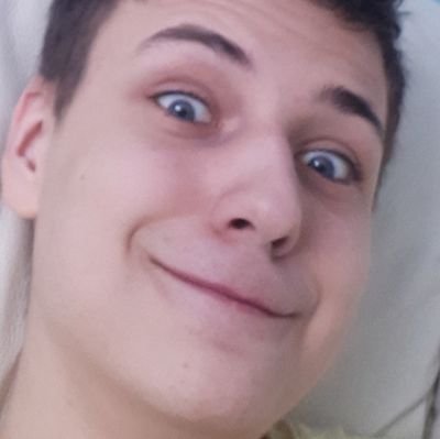 RMaridik's profile picture. 