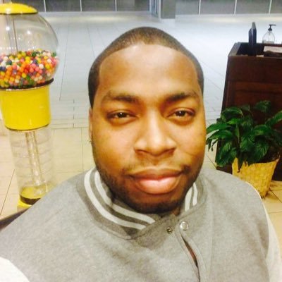 ricardomoodie1's profile picture. 