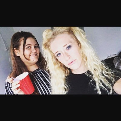 20 Newquay girl, living life to the full 👯 Snapchat - jemmag17🌸