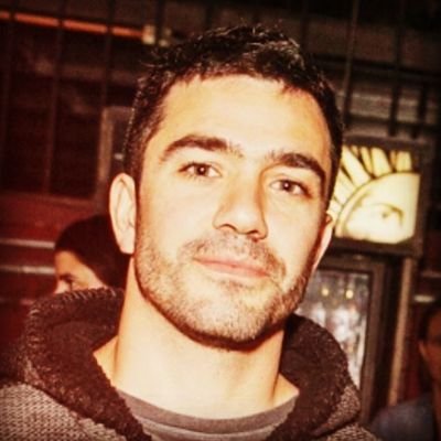 Marketing strategist | Business developer | Rugby player & sports enthusiast | Exploring AI, wellness & longevity | UFO's are real, maybe