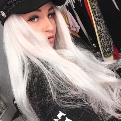 maddiesunesson's profile picture. Make up, hår och hårdrock instagram- maadielee