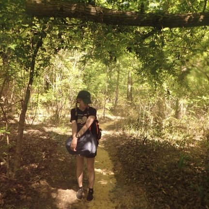 SaraSarbear98's profile picture. 