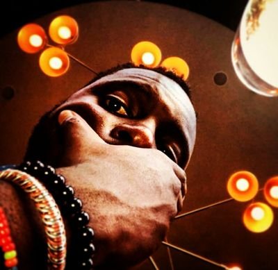 Vho_Shandu's profile picture. Don't forget your happy thoughts | Liar liar pants on fire |