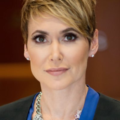 rpugh1's profile picture. Mom • Christ-Follower • Entrepreneur • Marathoner • Cross-Fitter