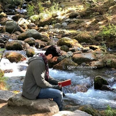 DhvnVarun's profile picture. Varuniac||Variannn||Aliaanator❤❤😗||Aliaa and Varun❤❤
October on 13th April 2K18..
Razzi On 11th May 2K18..
Wish me On 6th April ❤❤❤