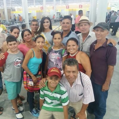 AlcivarFausto's profile picture. Nuestra Lucha siempre será por el Verdadero reecuentro de la Familia Campesina de Manabí y del Pais.