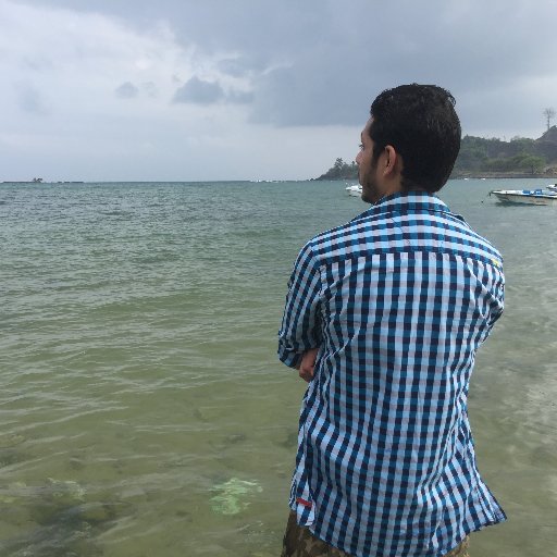 __aakash__'s profile picture. An Engineer who is sometimes a kill leader in Apex Legends smoking everyone