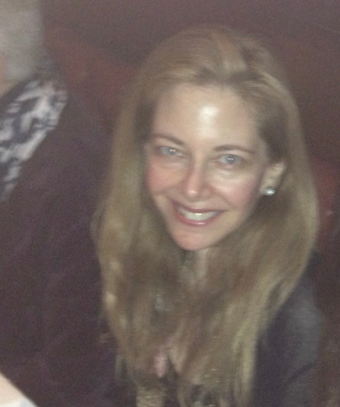 Publicist
Media Tours: Satellite/In Studio
TV/Radio
World Traveler
NY Yankees fan
NY Jets fan
micheleelgart886@gmail.com