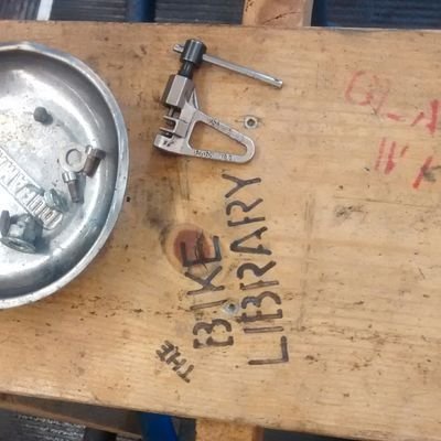 UABikeLibrary's profile picture. A community bike workshop and rental service at the U of A. Bike librarian: Des. Bike wizard: Brian. open Wed-Thu 1-5